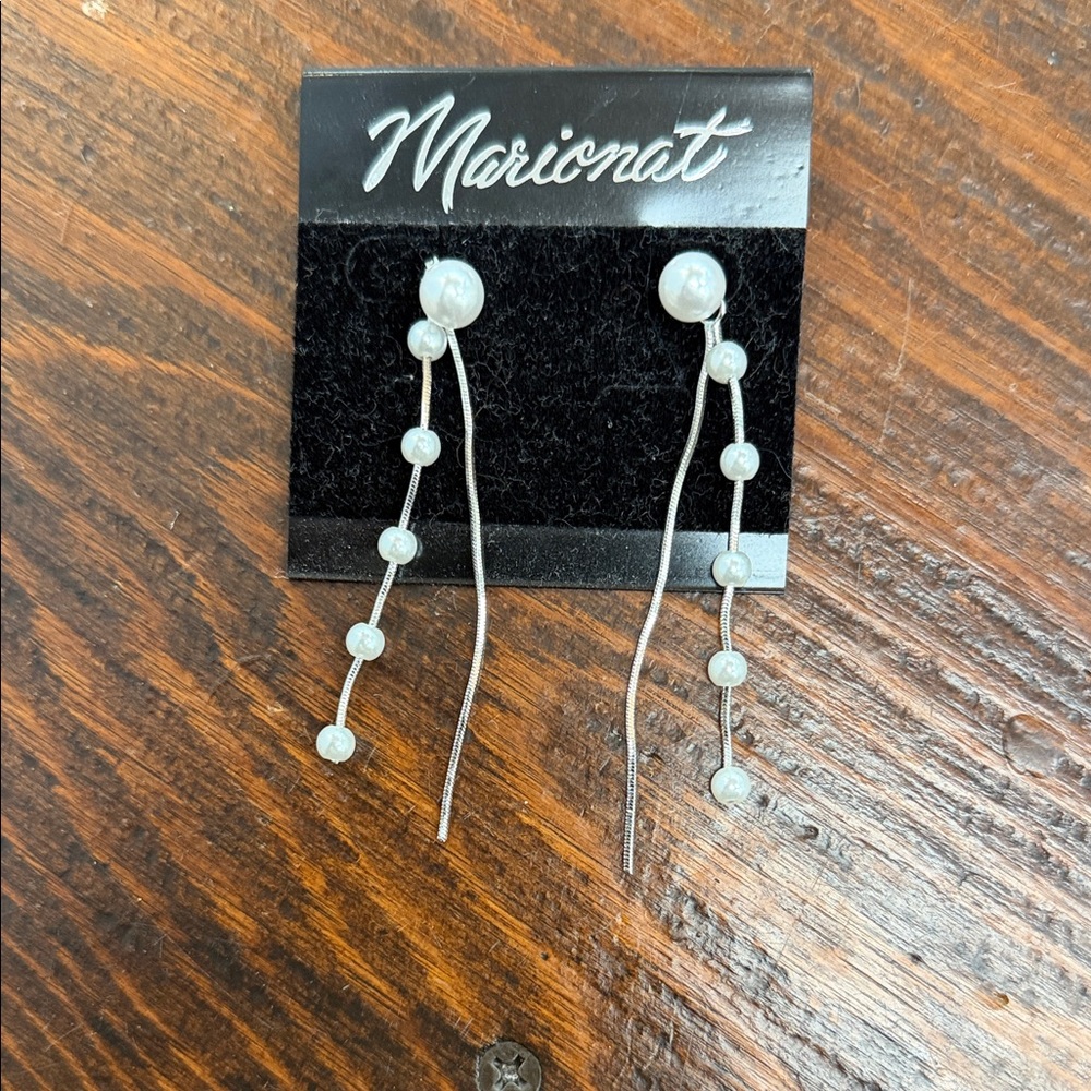 Silver Pearl Dangle Earrings
